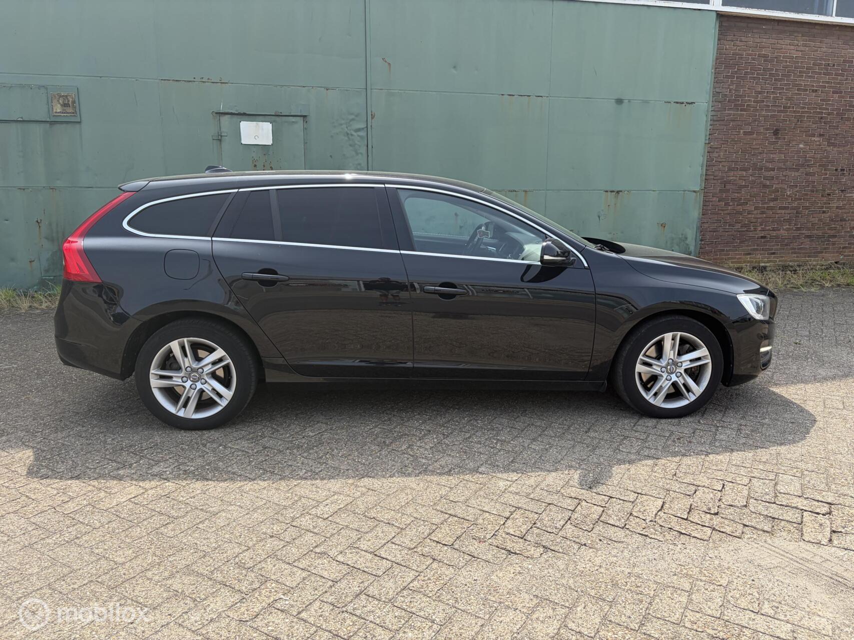 Foto van Volvo V60 Plug In Hybrid