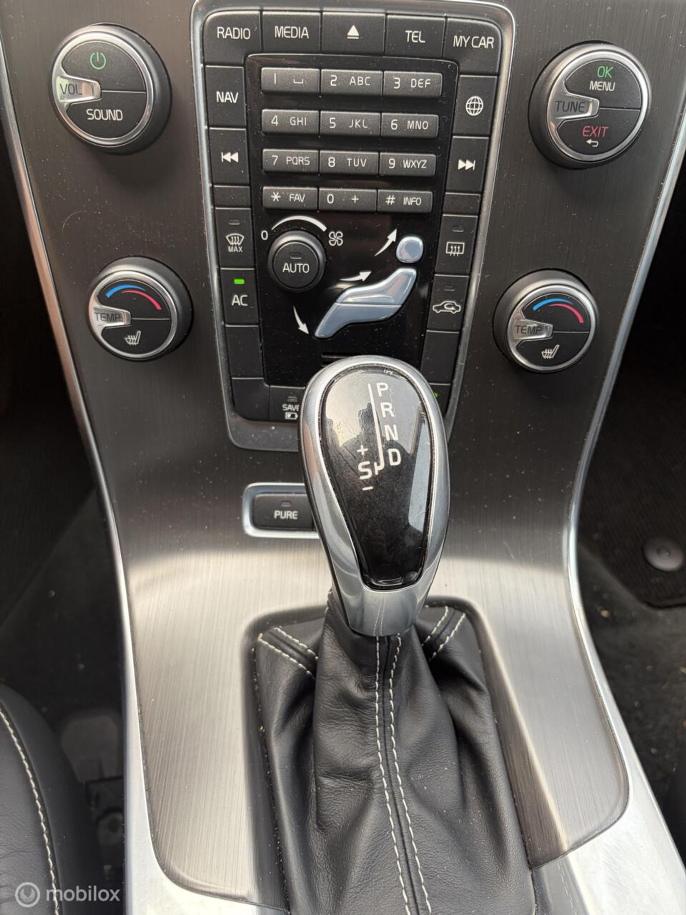 Foto van Volvo V60 Plug In Hybrid