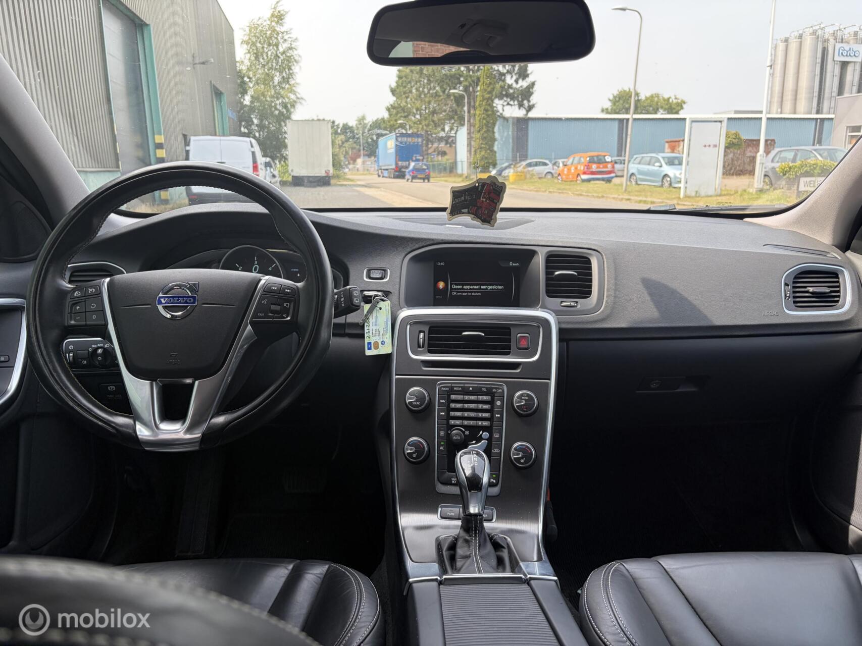 Foto van Volvo V60 Plug In Hybrid