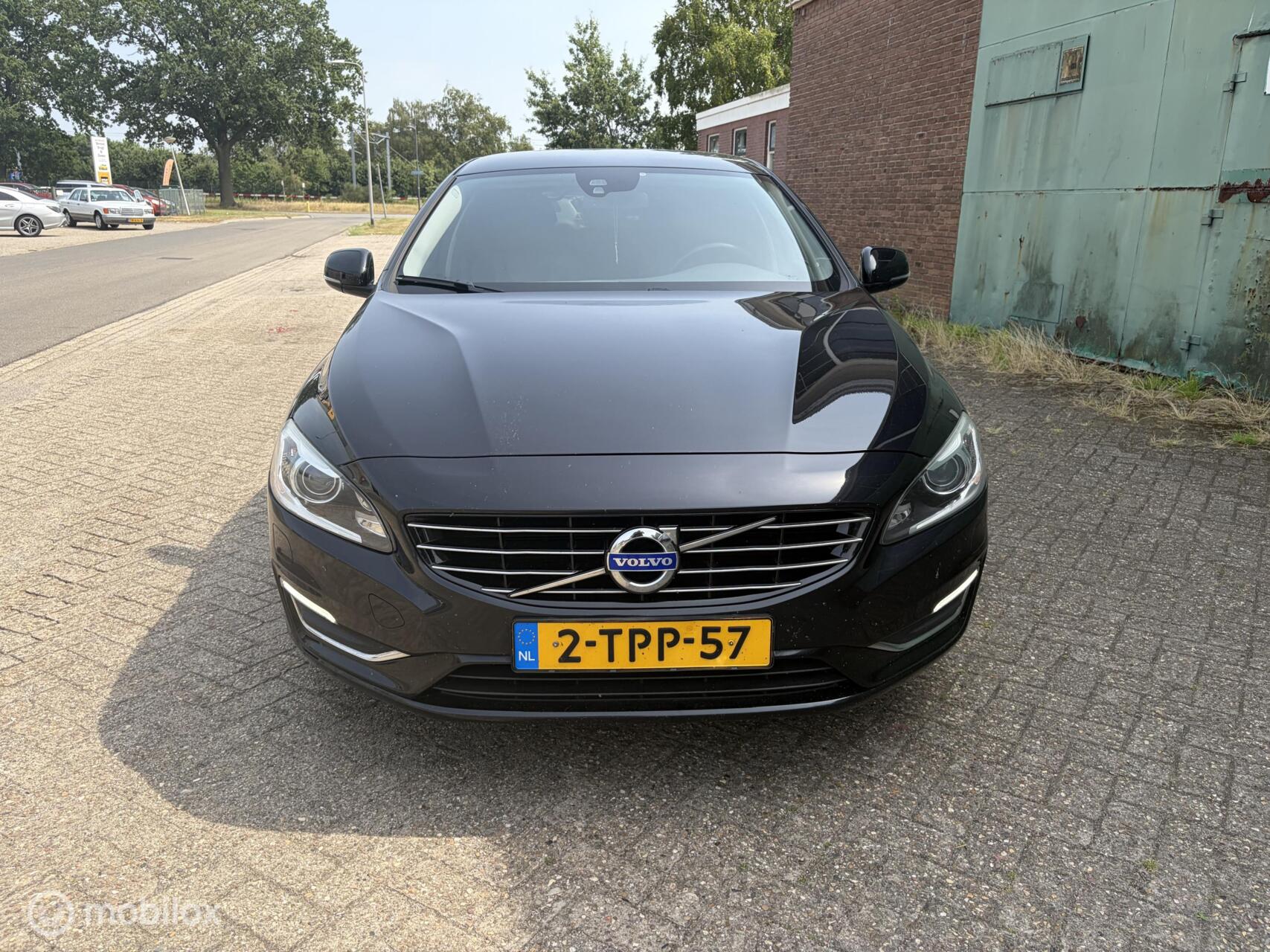 Foto van Volvo V60 Plug In Hybrid