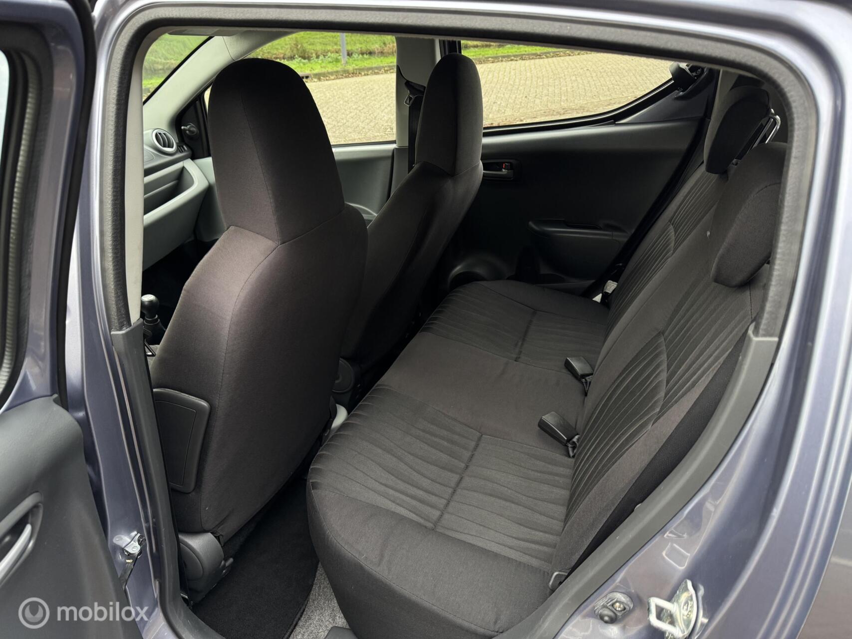 Foto van Nissan Pixo
