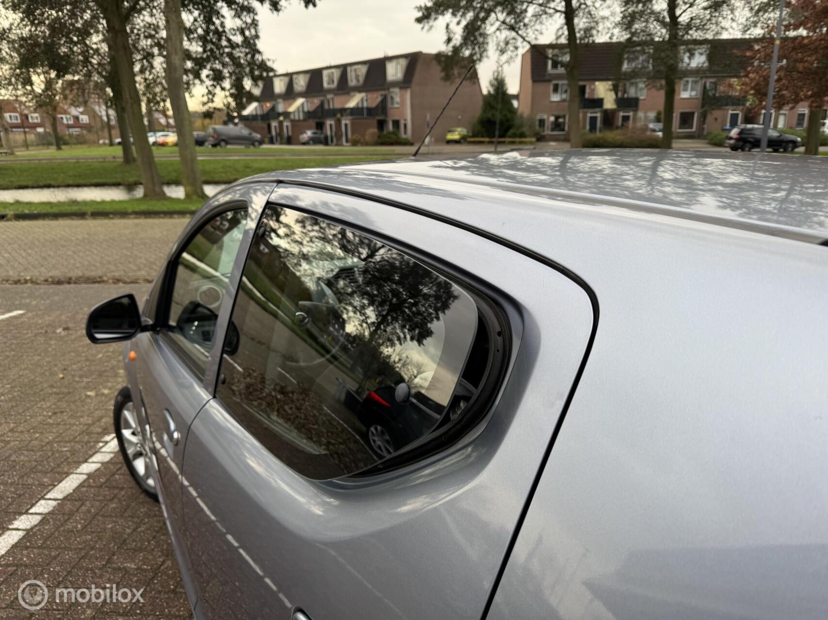 Foto van Nissan Pixo