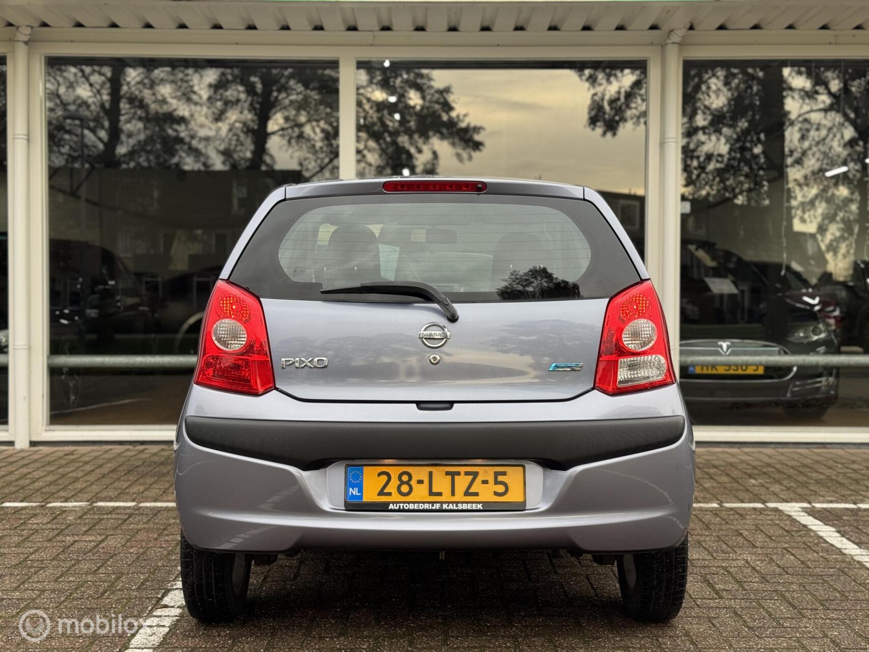Foto van Nissan Pixo