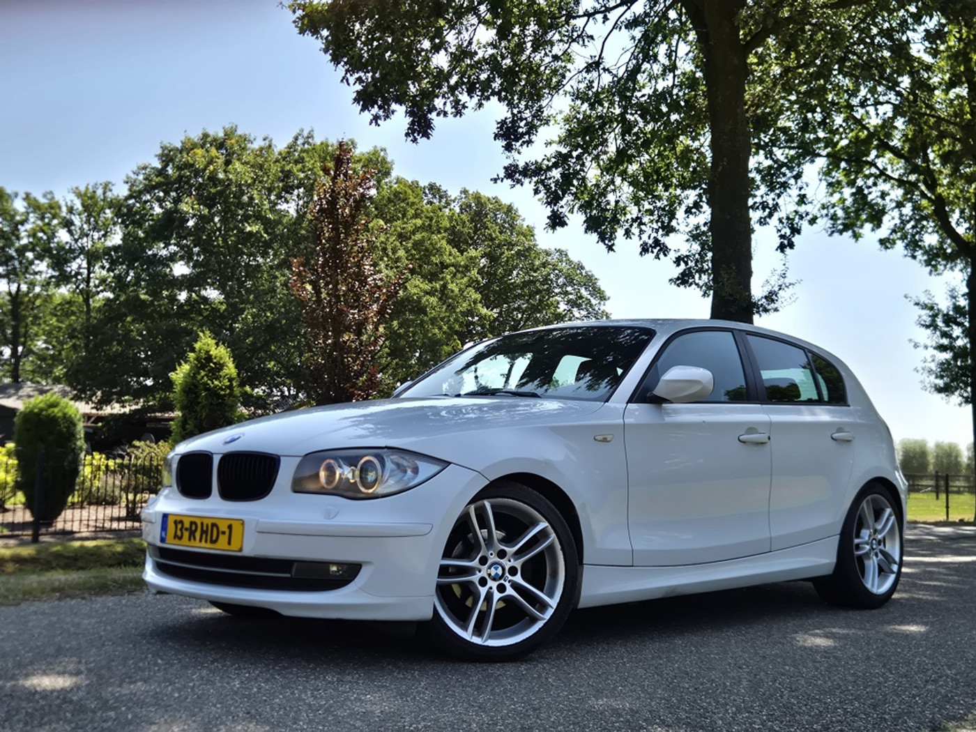 BMW 116i 116i Bns Line UEd. 2011 - voorkant