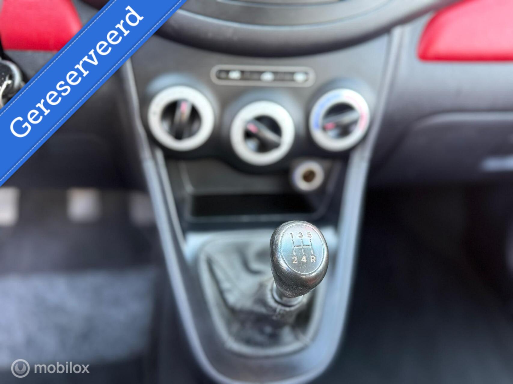 Foto van Hyundai I10