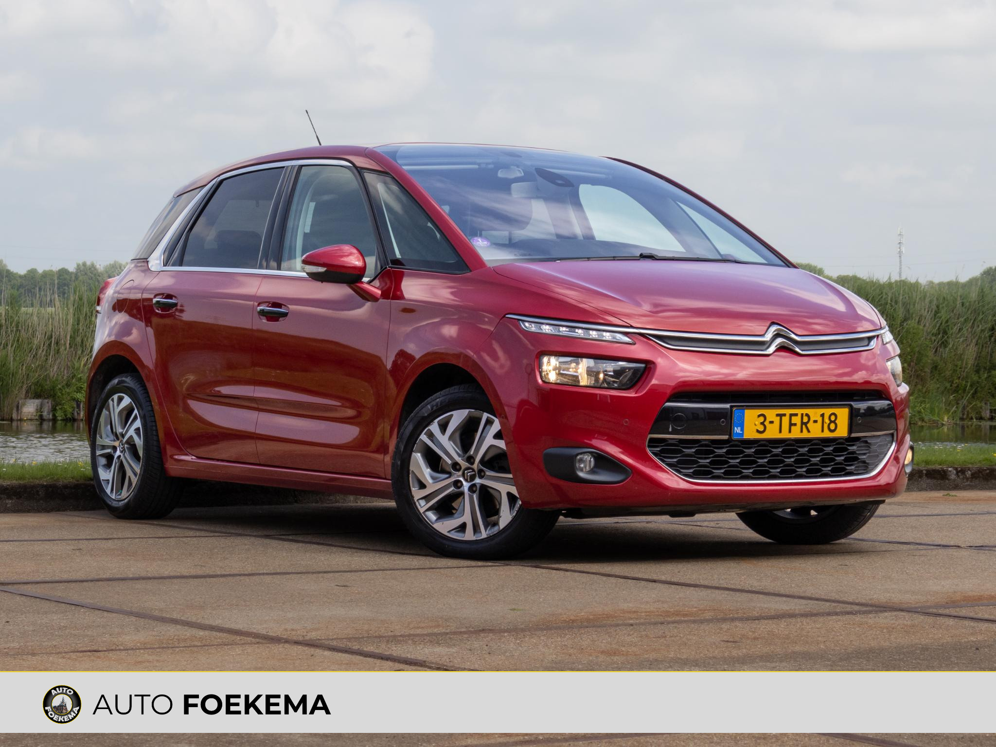 Citroen C4 Picasso 1.6 THP Intensive 2014 - voorkant