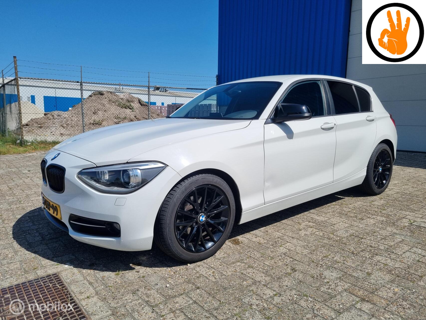 BMW 114i 114i EDE (bj 2014) M-Pakket 2014 - voorkant