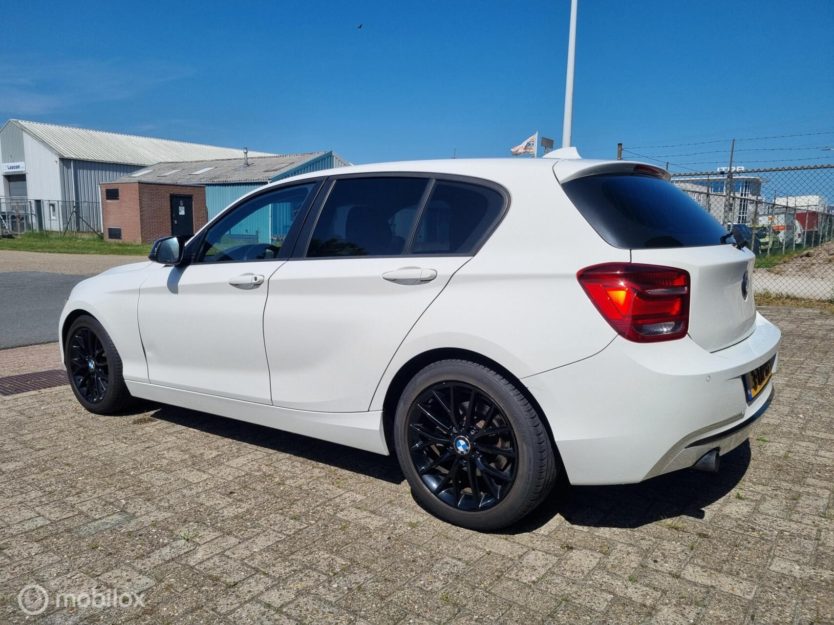 Foto van BMW 114i