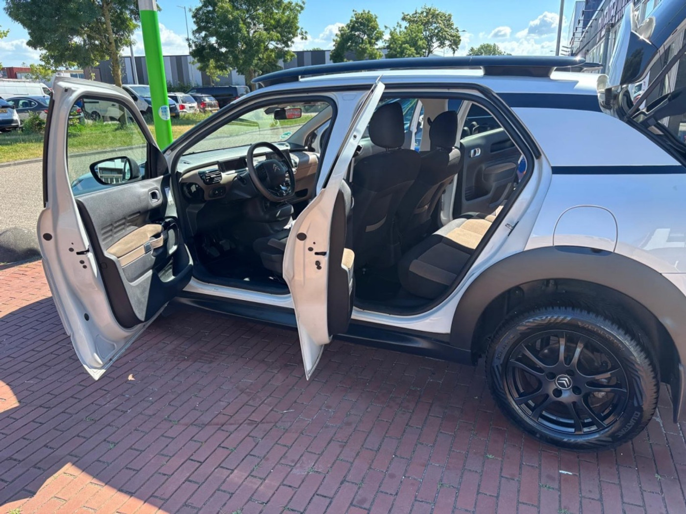 Foto van Citroen C4 Cactus