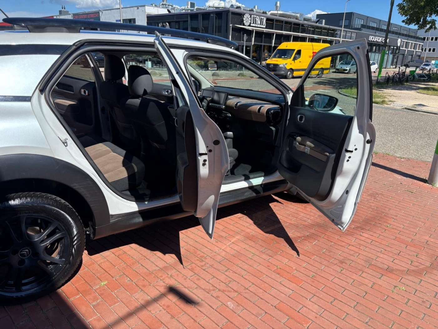 Foto van Citroen C4 Cactus