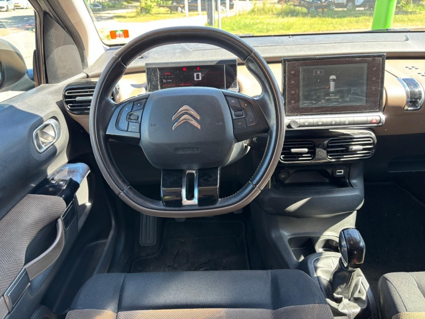 Foto van Citroen C4 Cactus