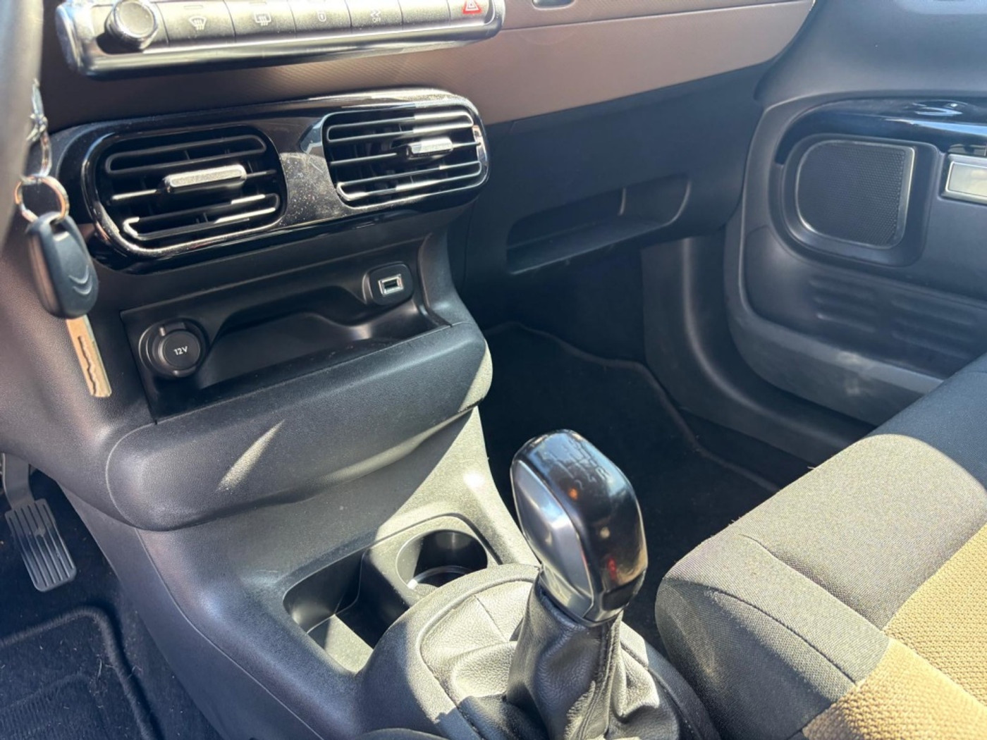 Foto van Citroen C4 Cactus