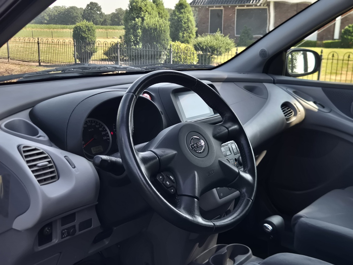 Foto van Nissan Nissan Almera Tino