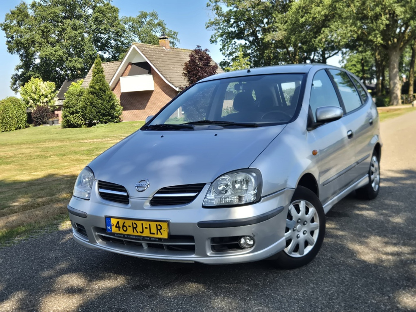Foto van Nissan Nissan Almera Tino