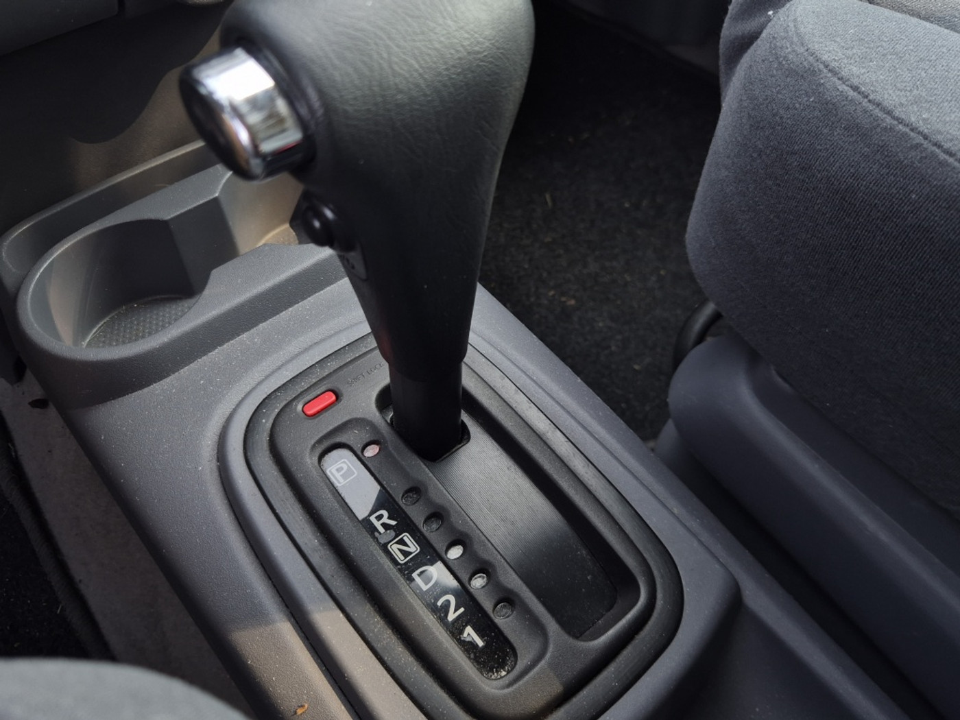 Foto van Nissan Nissan Almera Tino