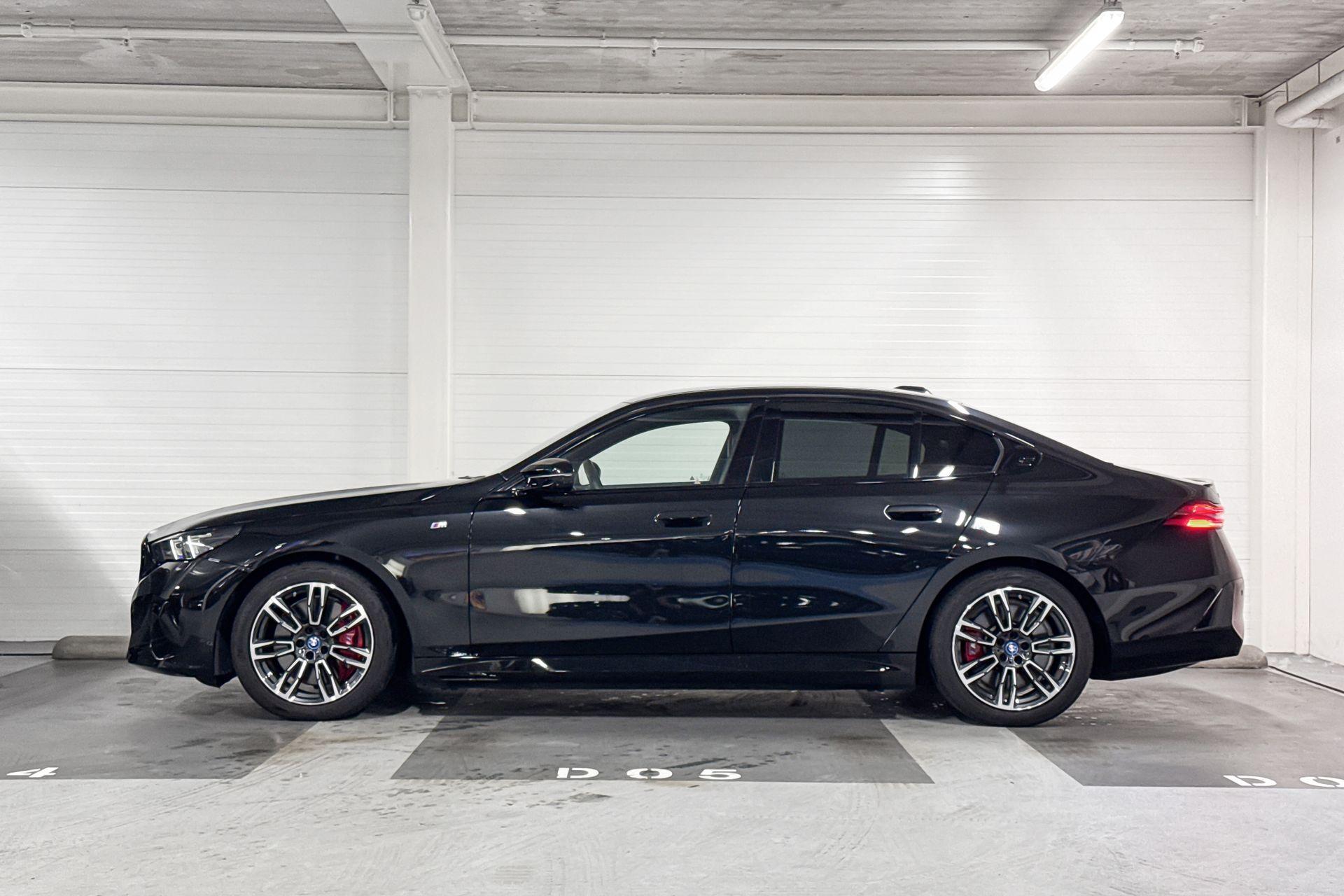 Foto van BMW I5 M60 xDrive