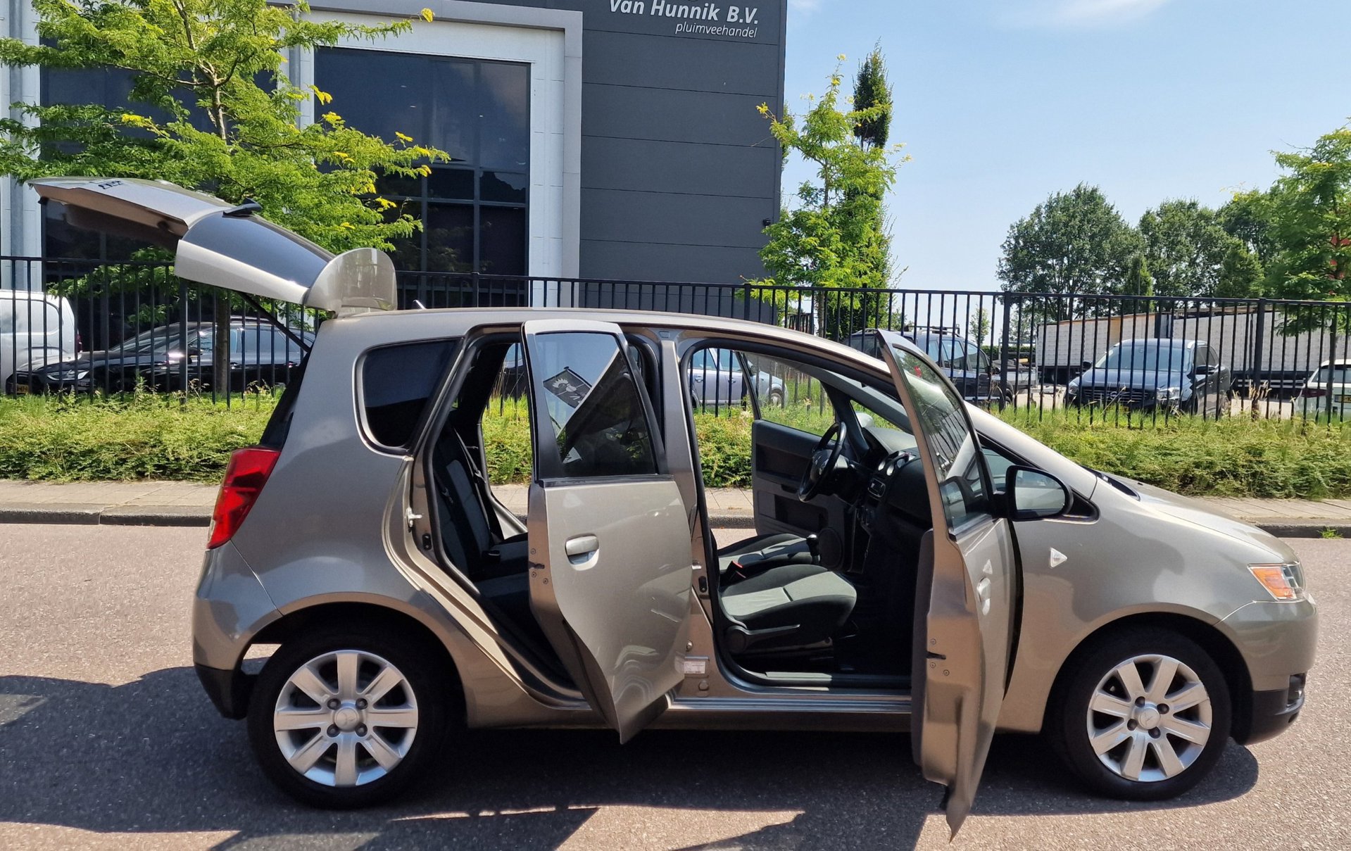 Foto van Mitsubishi Mitsubishi Colt