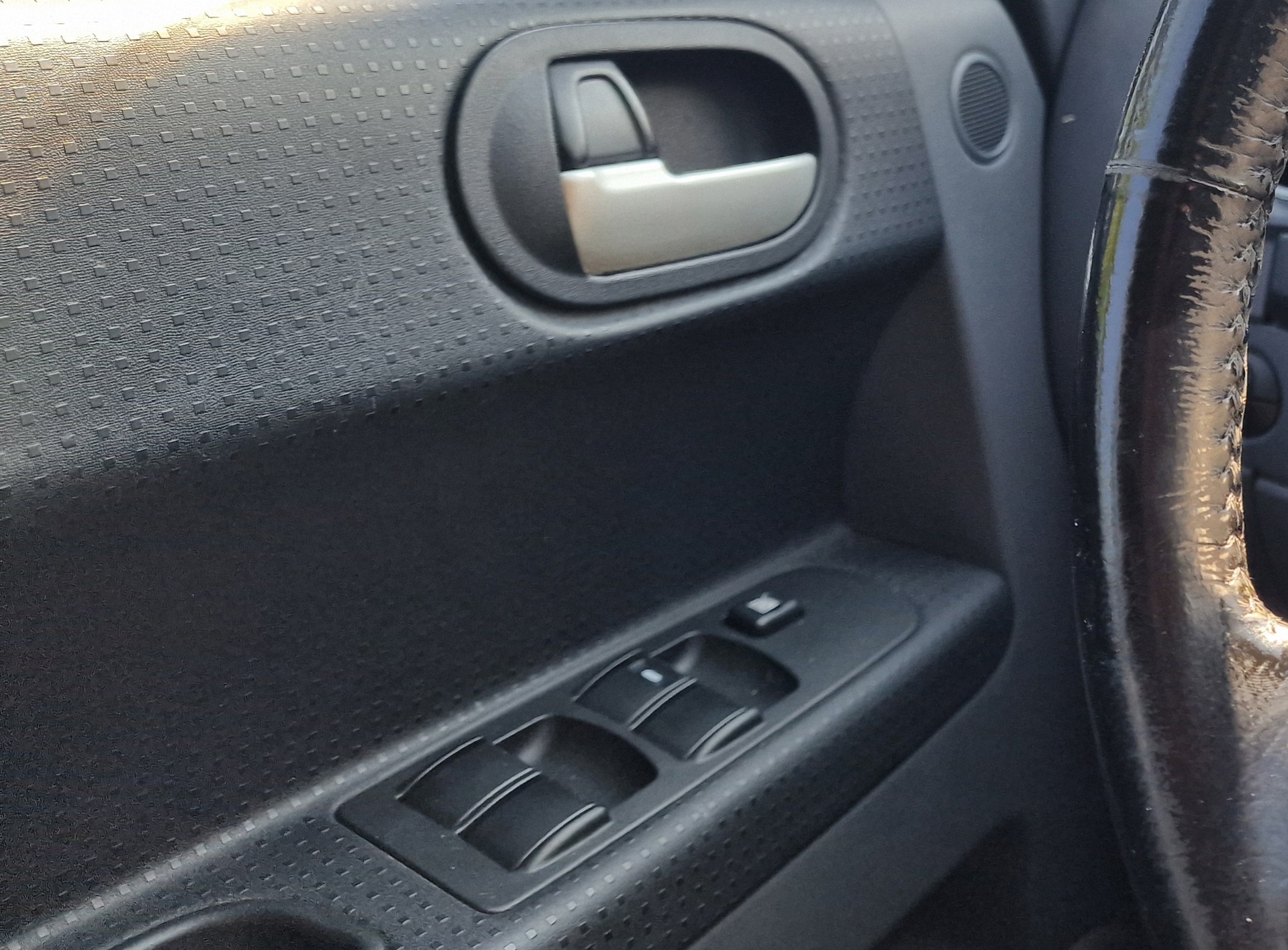 Foto van Mitsubishi Mitsubishi Colt