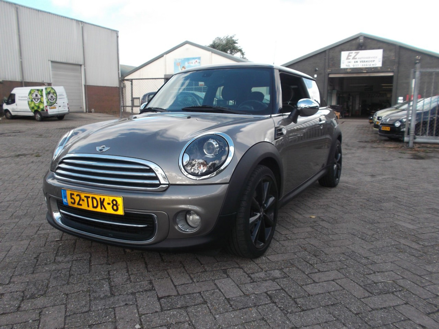 Mini Mini 1.6 Cooper 10 Years II 2012 - voorkant