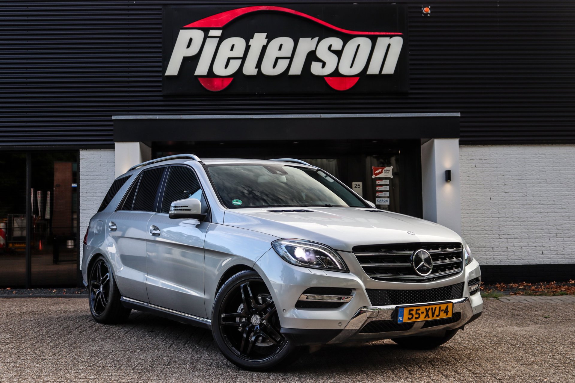 Mercedes-Benz M-klasse 350 BlueTEC 2012 - voorkant