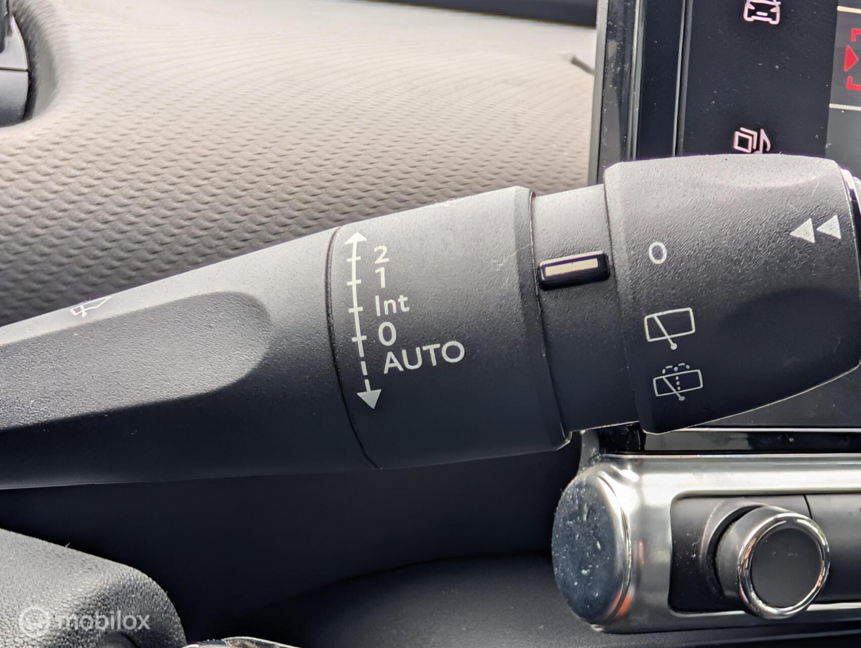 Foto van Citroen C4 Cactus