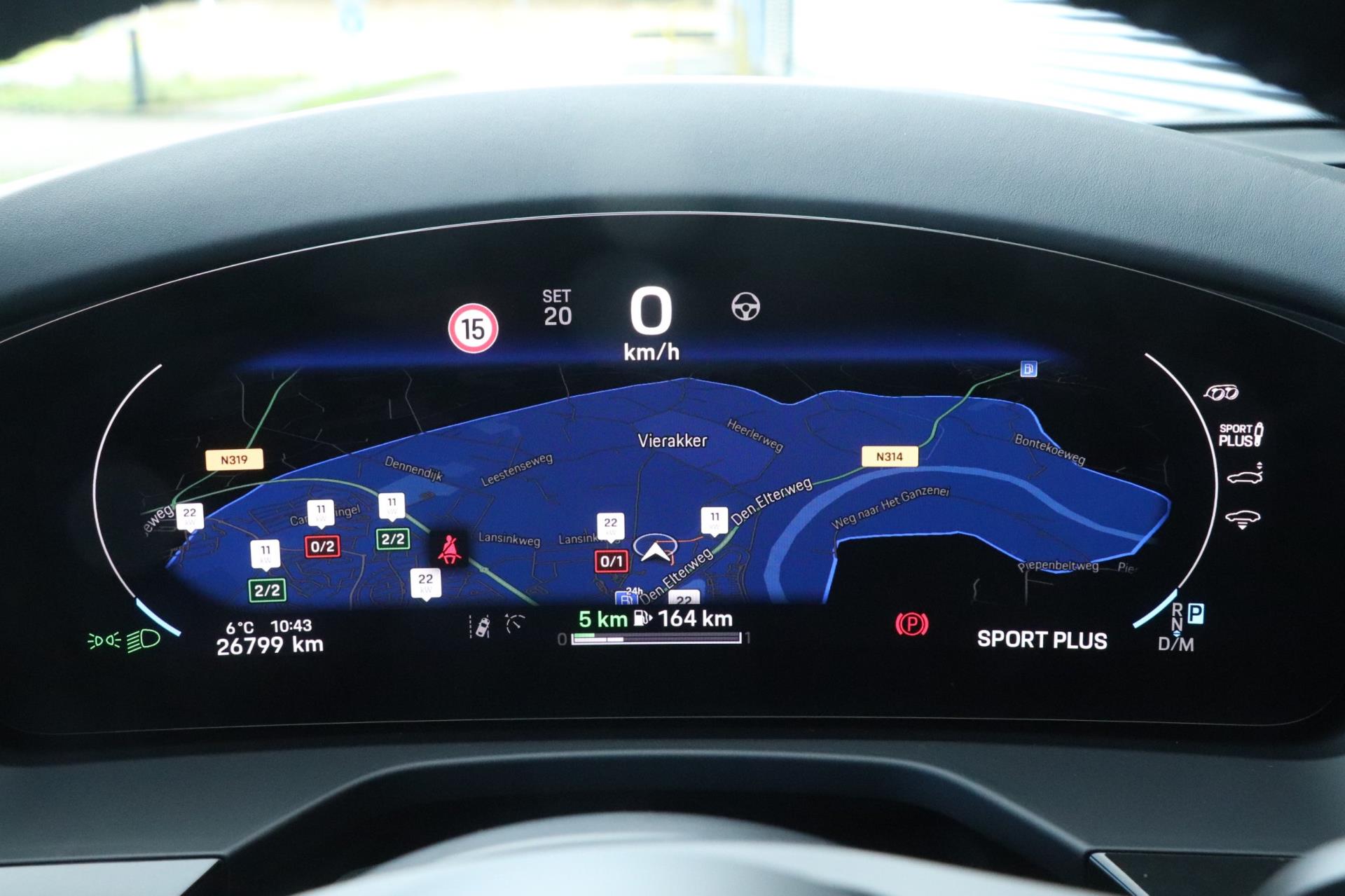 Foto van Porsche Panamera 4 E-hybrid