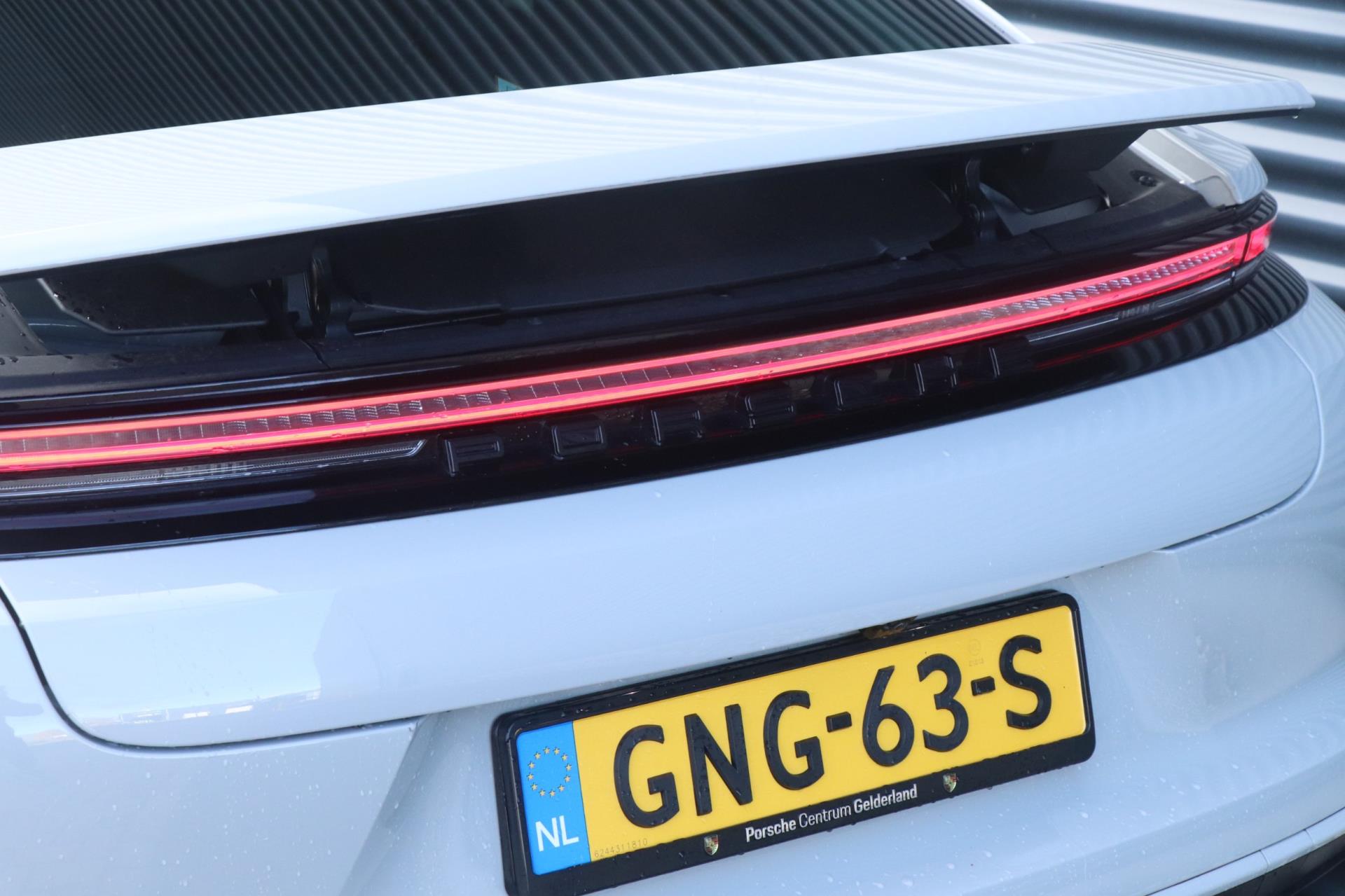 Foto van Porsche Panamera 4 E-hybrid