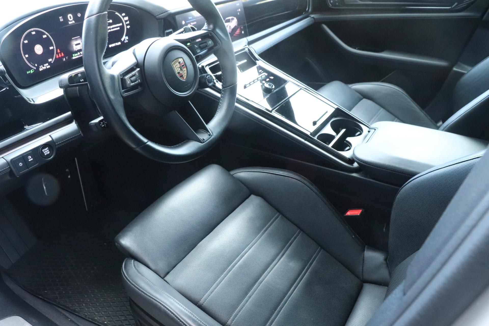 Foto van Porsche Panamera 4 E-hybrid