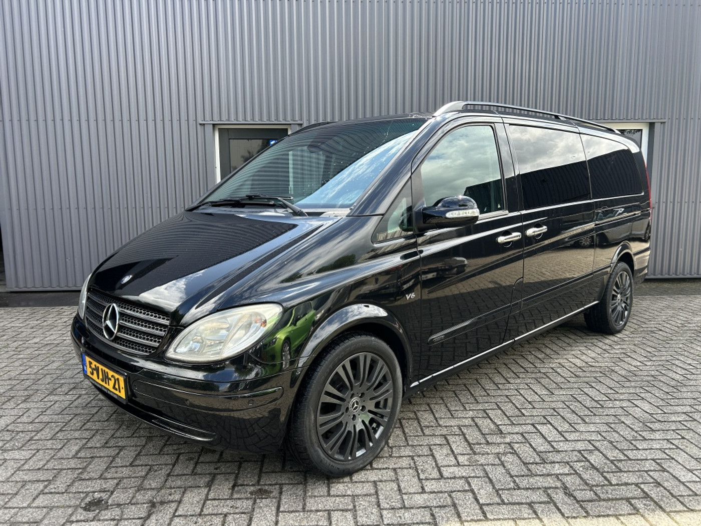 Mercedes-Benz Viano CDI 3.0 3.0 CDI DC Amb. PDC Cruise Leer Nieuwe APK! 2010 - voorkant