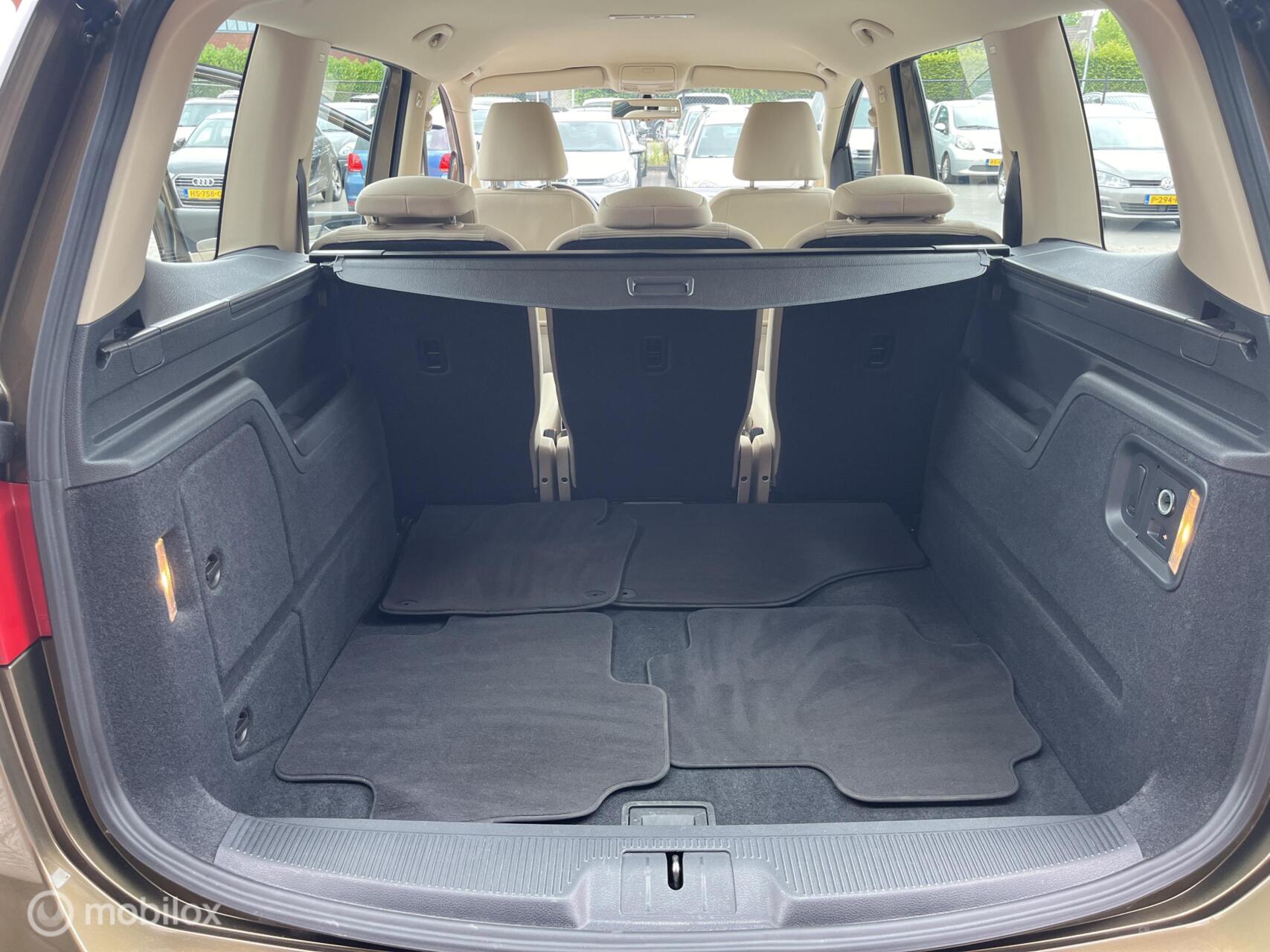 Foto van Seat Alhambra