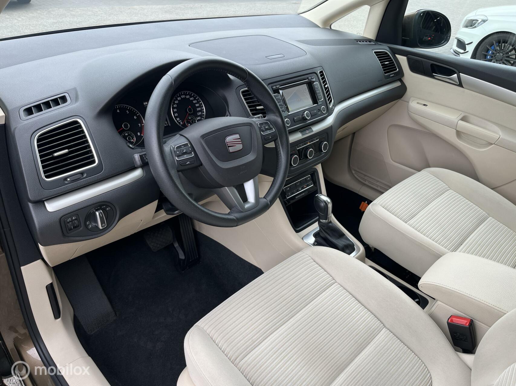 Foto van Seat Alhambra
