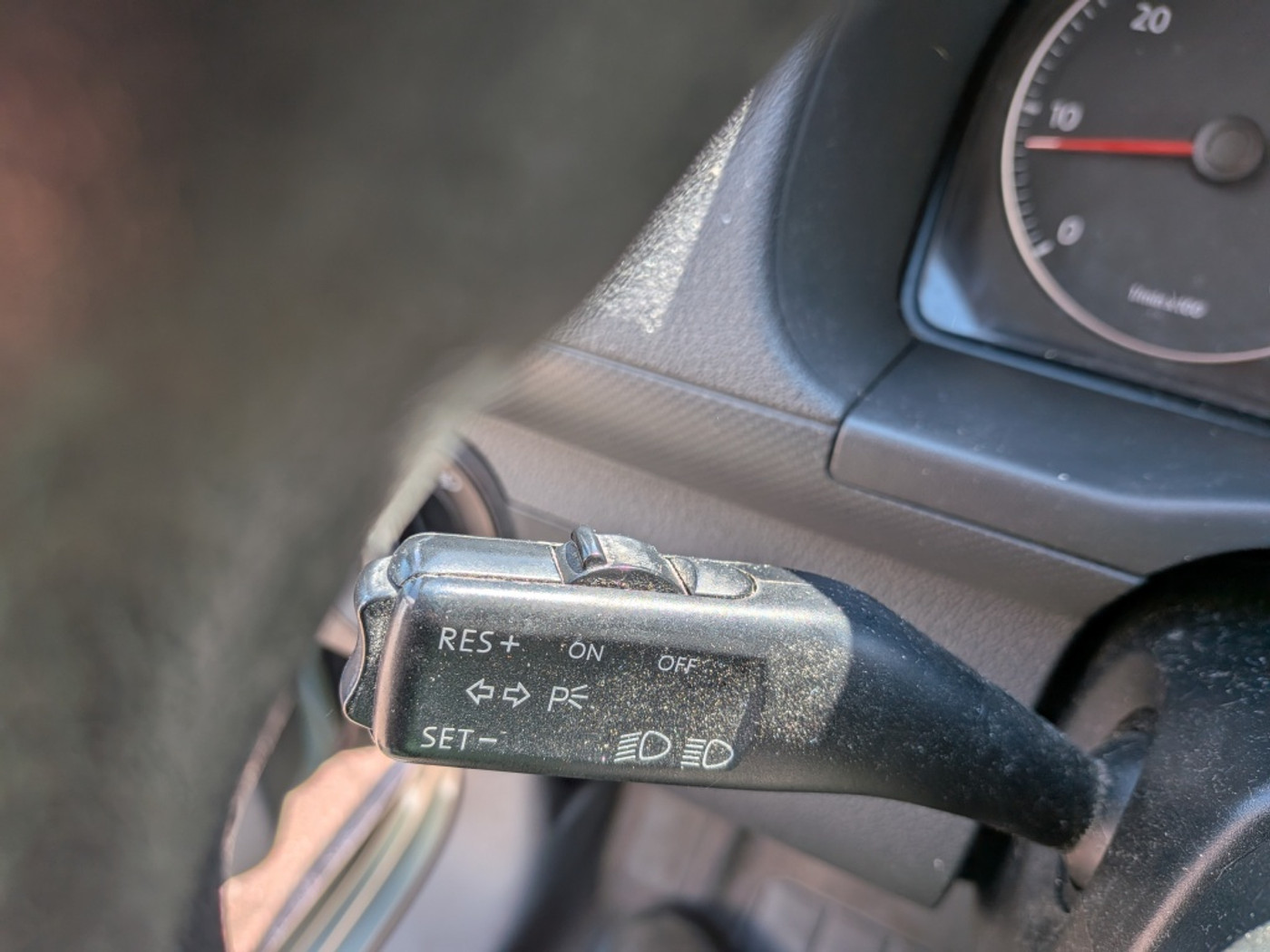 Foto van Volkswagen Caddy Tdi 77 KW Bestel Aut