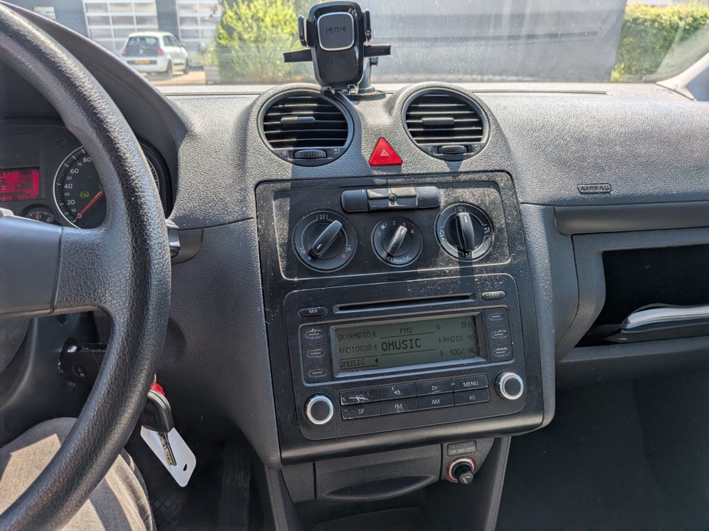 Foto van Volkswagen Caddy Tdi 77 KW Bestel Aut