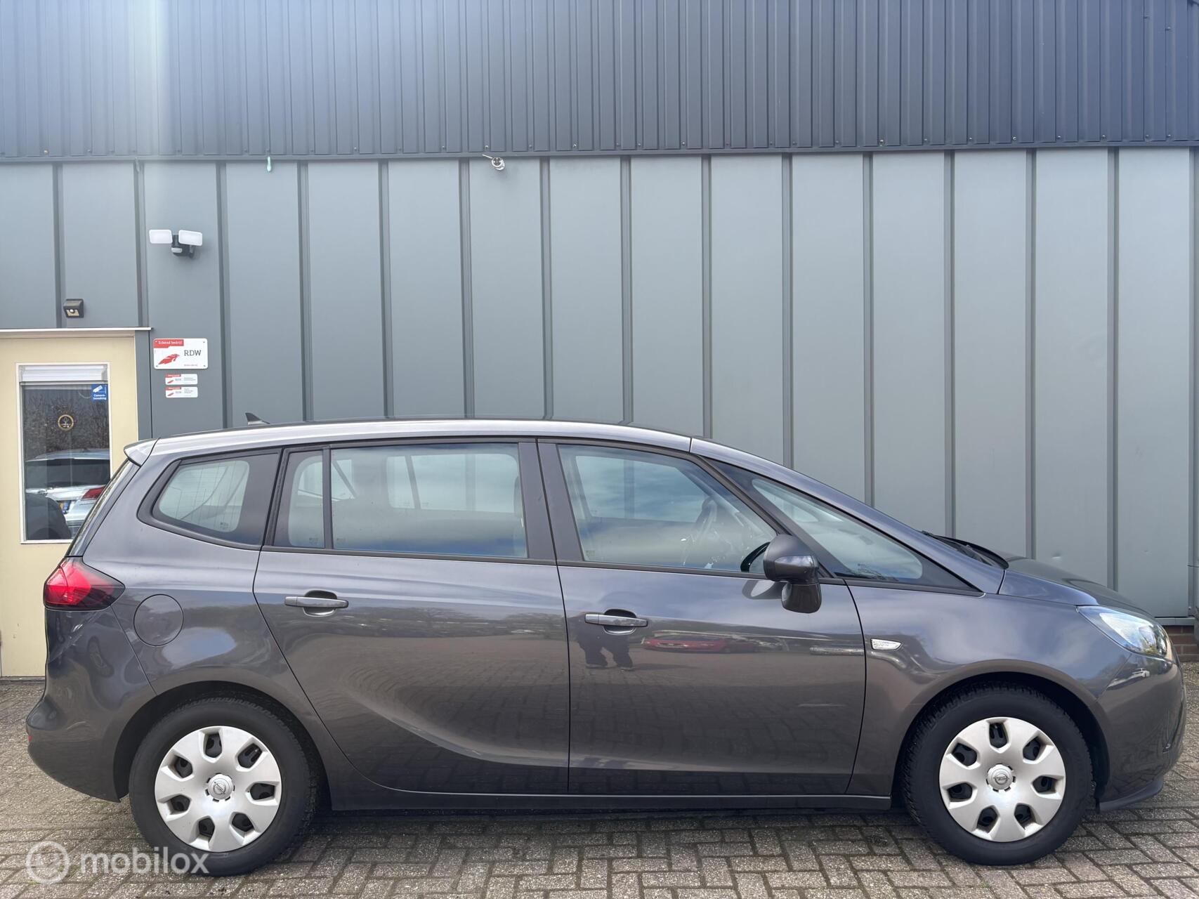 Foto van Opel Zafira Tourer