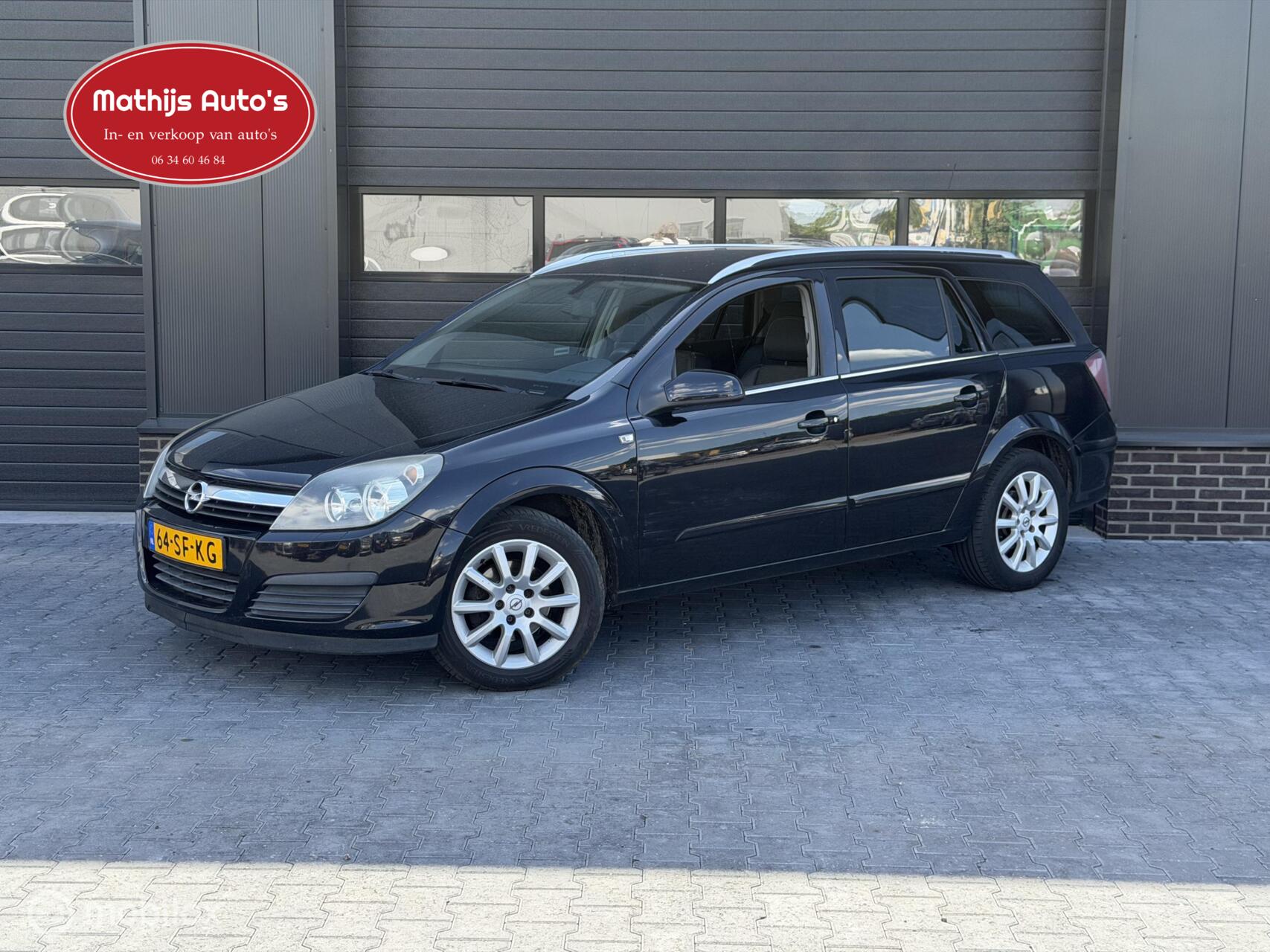 Opel Astra Station Wagon 1.6 Sport Airco 2005 - voorkant