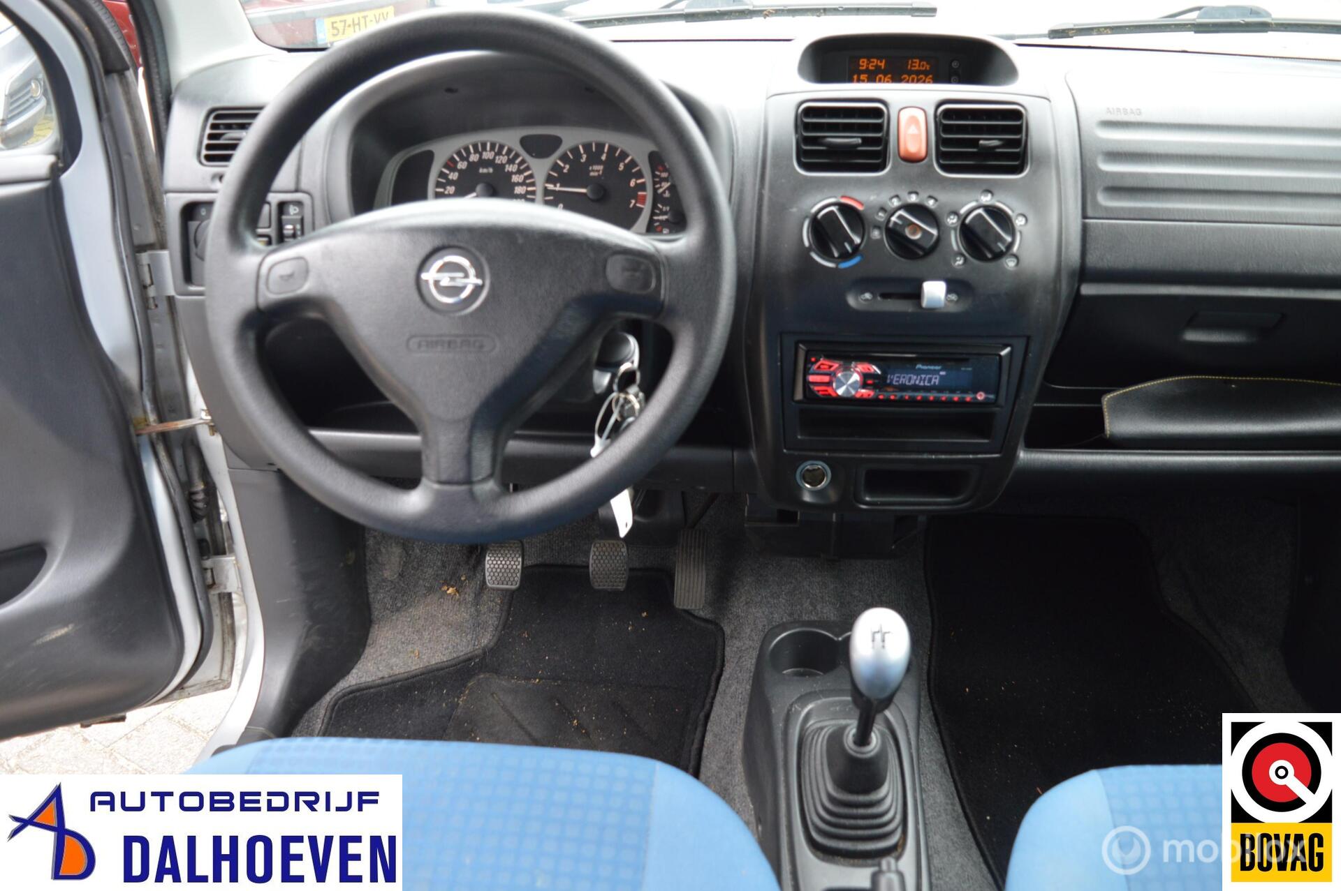 Foto van Opel Agila