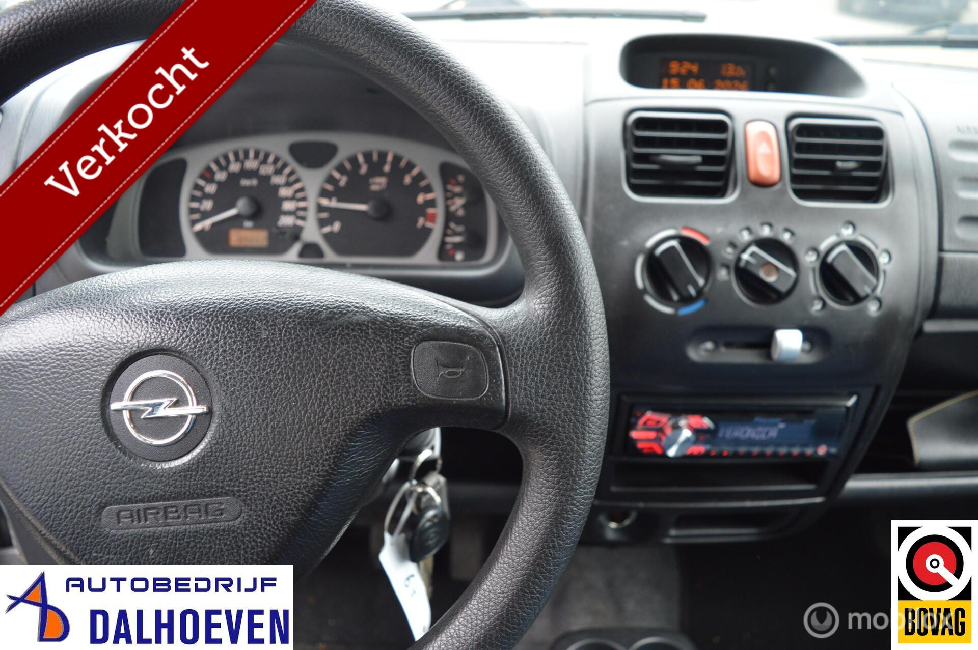 Foto van Opel Agila