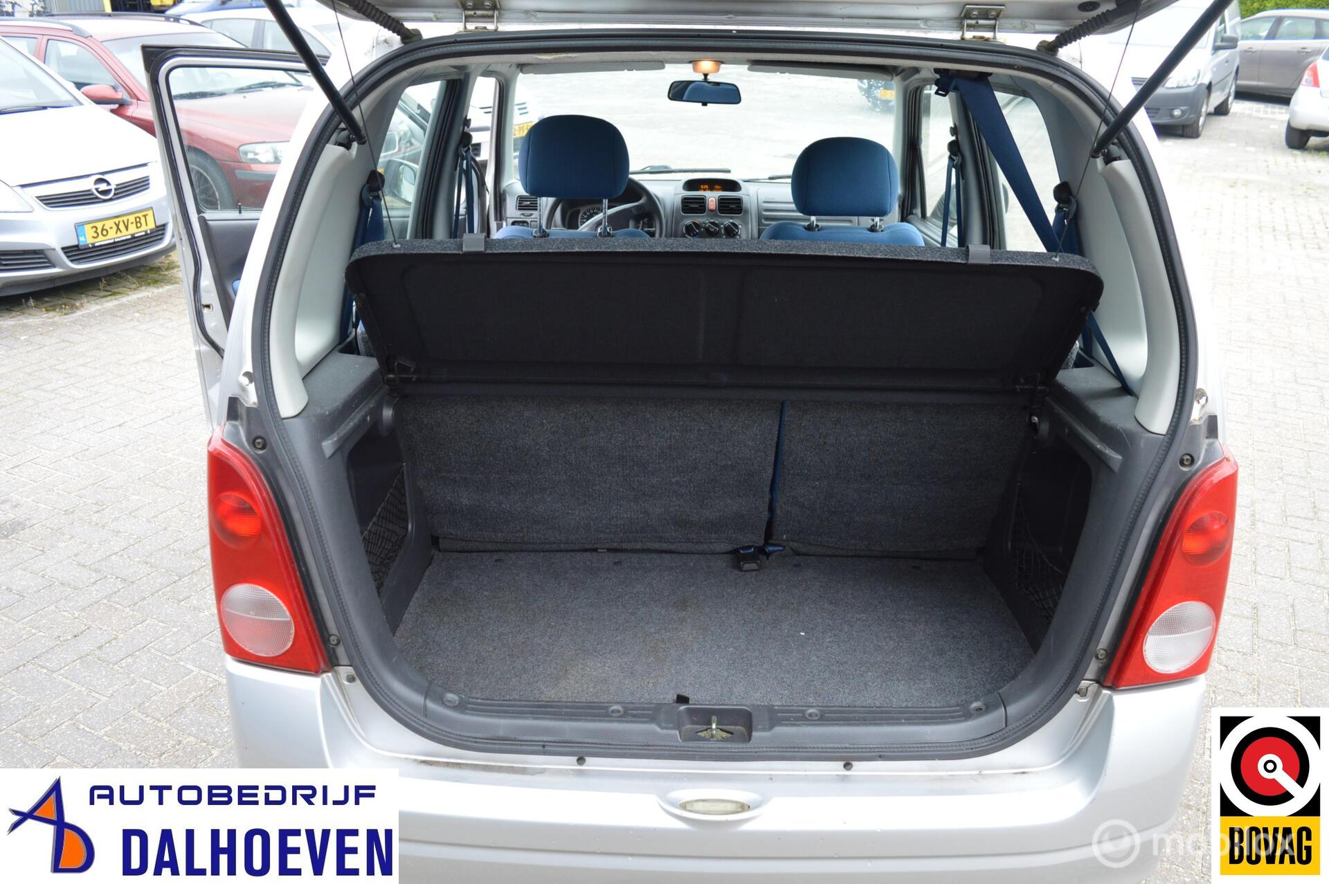 Foto van Opel Agila