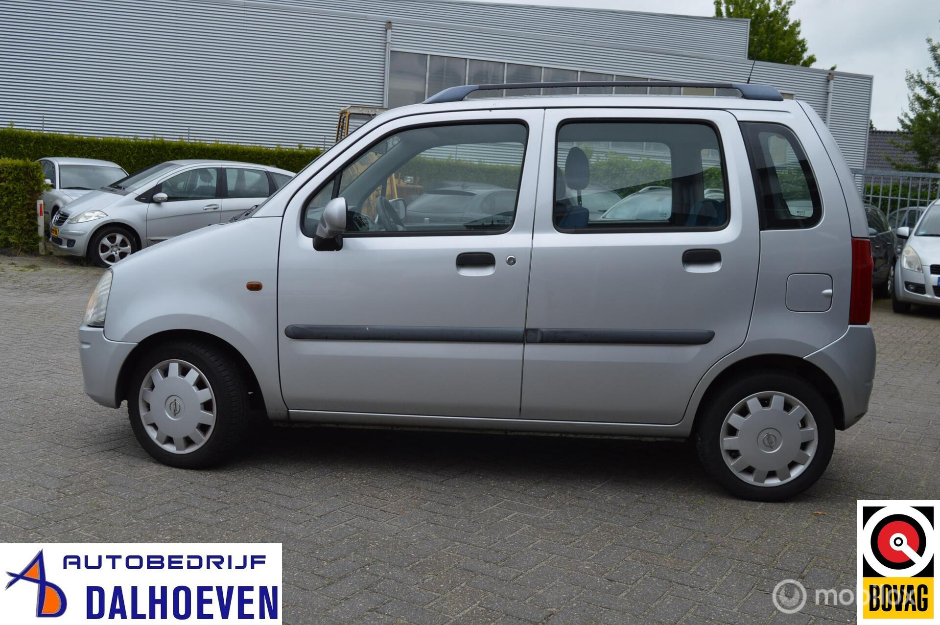 Foto van Opel Agila