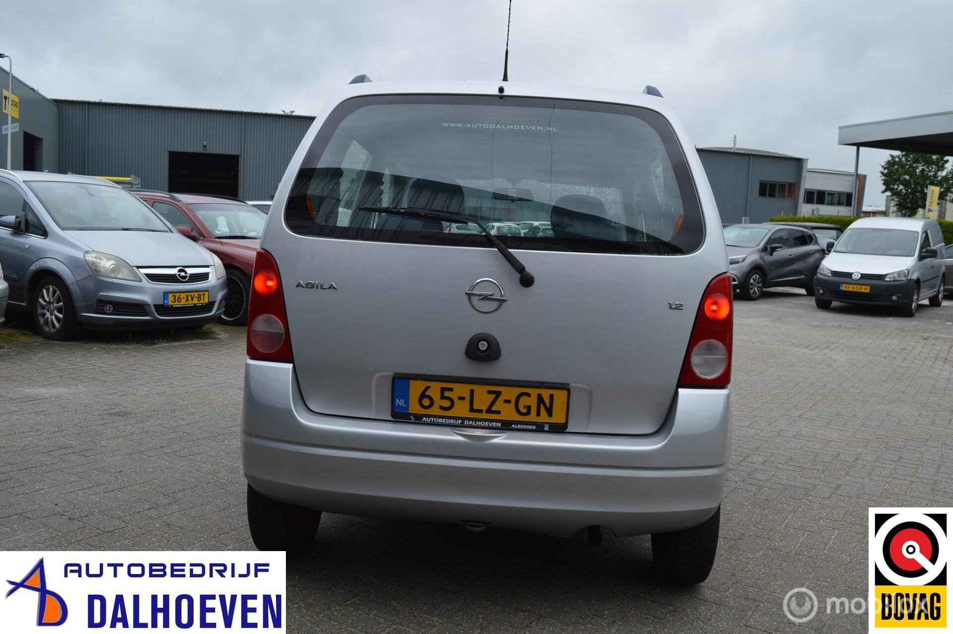 Foto van Opel Agila