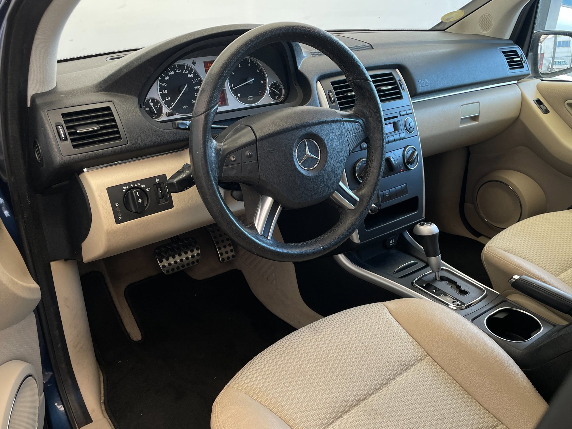 Foto van Mercedes-Benz B 170