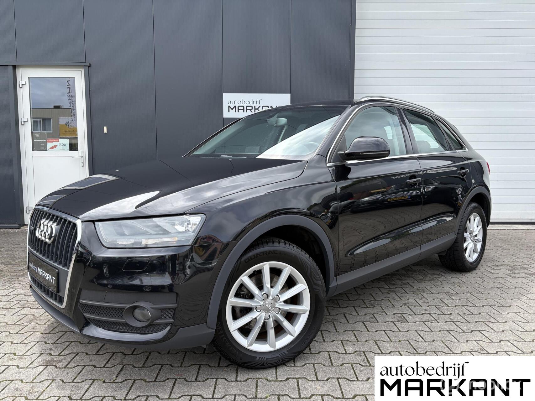 Audi Q3 2.0 TFSI Quattro Pro Line S-Tronic Camera / Trekhaak 2012 - voorkant