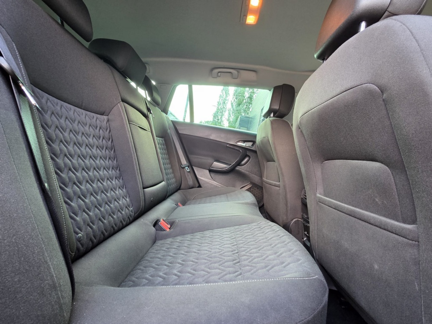 Foto van Opel Insignia Sports Tourer SW