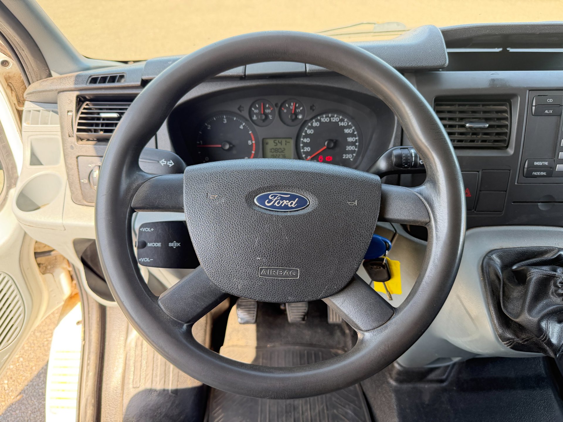 Foto van Ford Transit 260s Van 85dpf LR 4.23