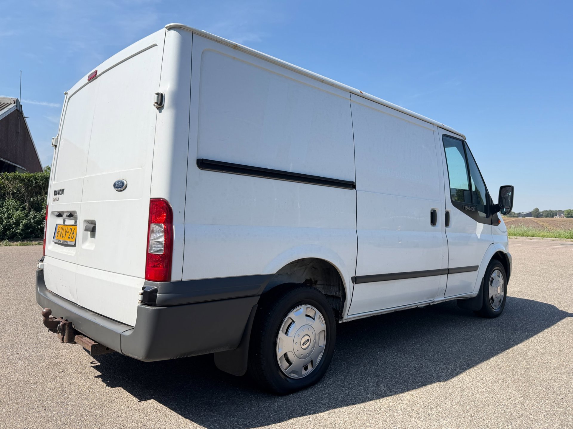 Foto van Ford Transit 260s Van 85dpf LR 4.23