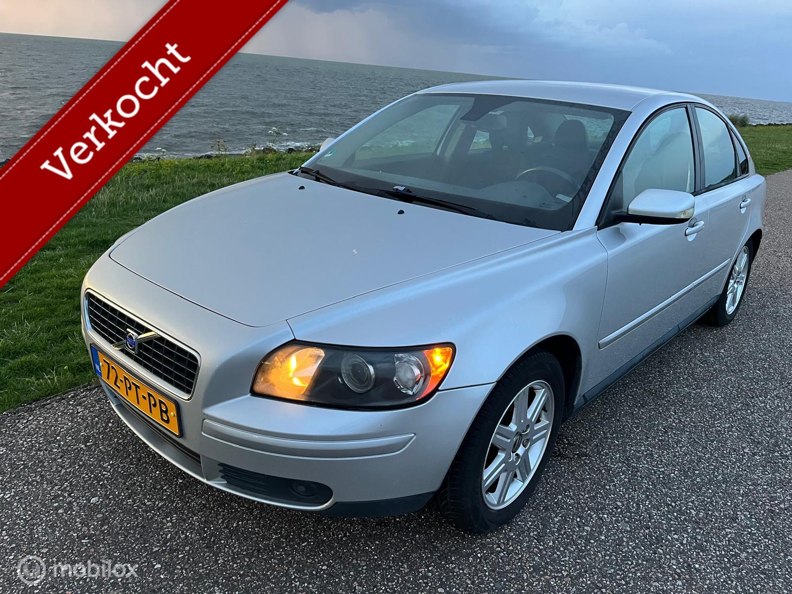 Volvo S40 2.4 Momentum 2004 - voorkant