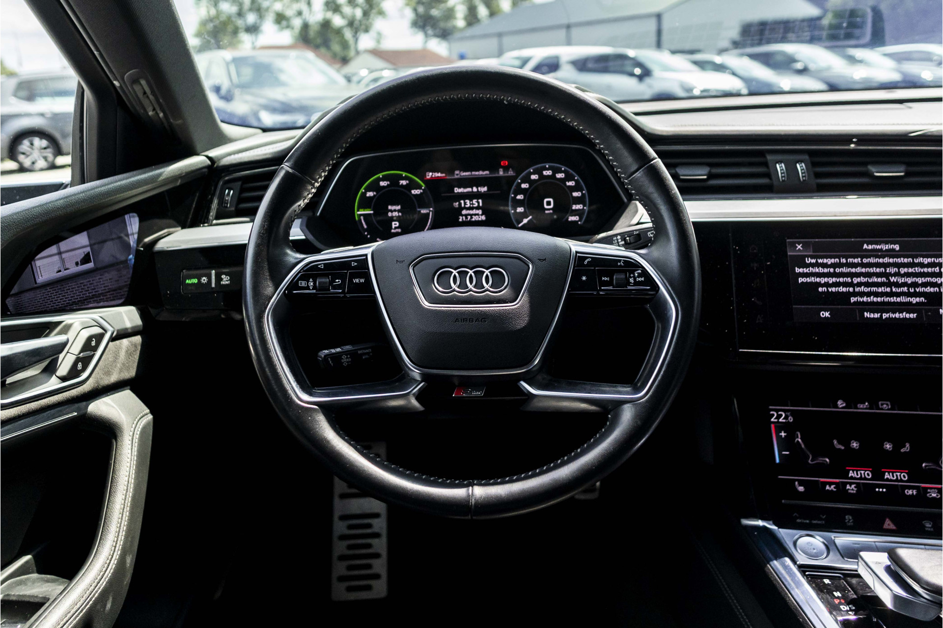 Foto van Audi Audi E-tron
