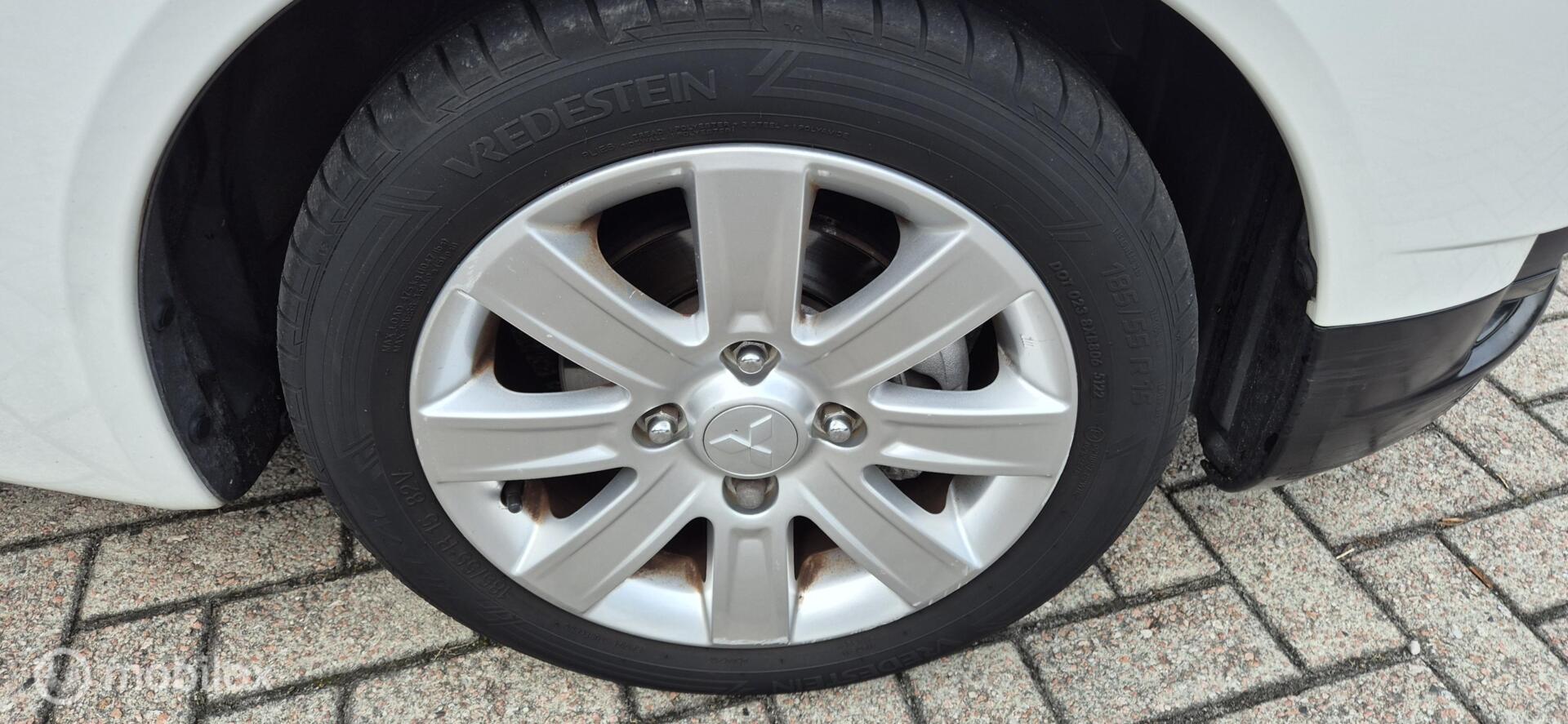 Foto van Mitsubishi Mitsubishi Colt
