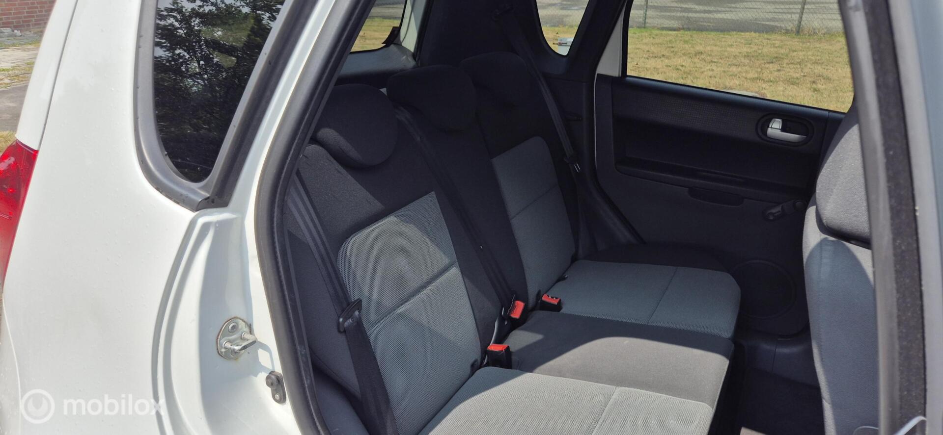 Foto van Mitsubishi Mitsubishi Colt