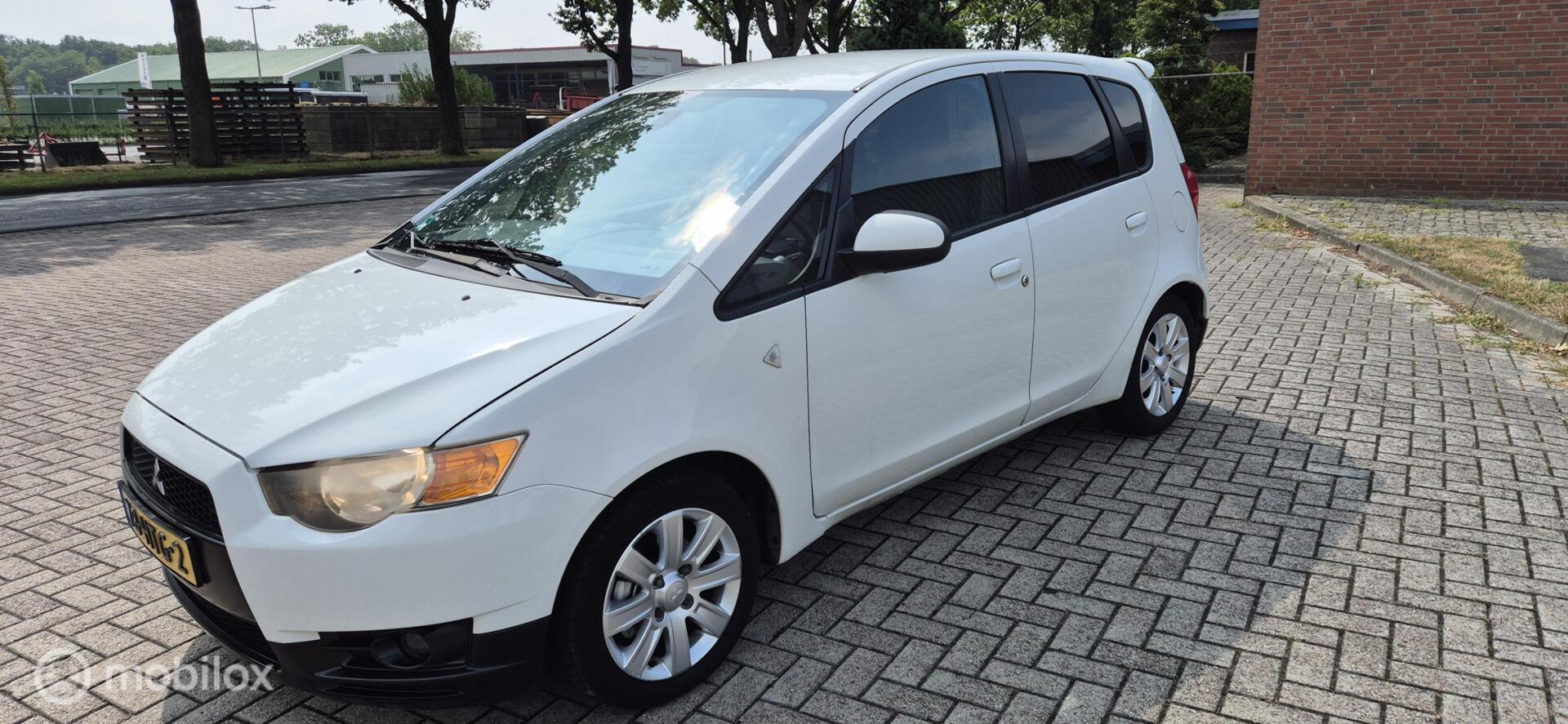 Foto van Mitsubishi Mitsubishi Colt